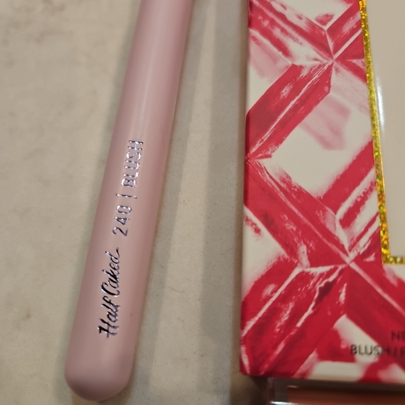 makeupbundle laura geller Social Butterfly half baked ciate illuminati purlis - Picture 5 of 5